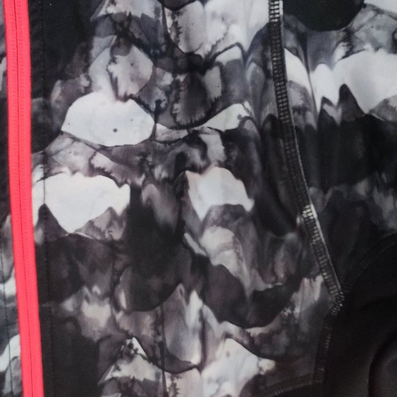 Mondetta black pink zip up  jacket with thumb holes and pockets - Picture 6 of 9